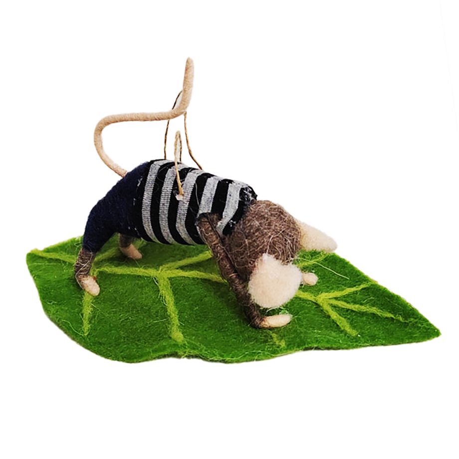 ORN WOOL MOUSE 7.5" YOGA  ON LEAF