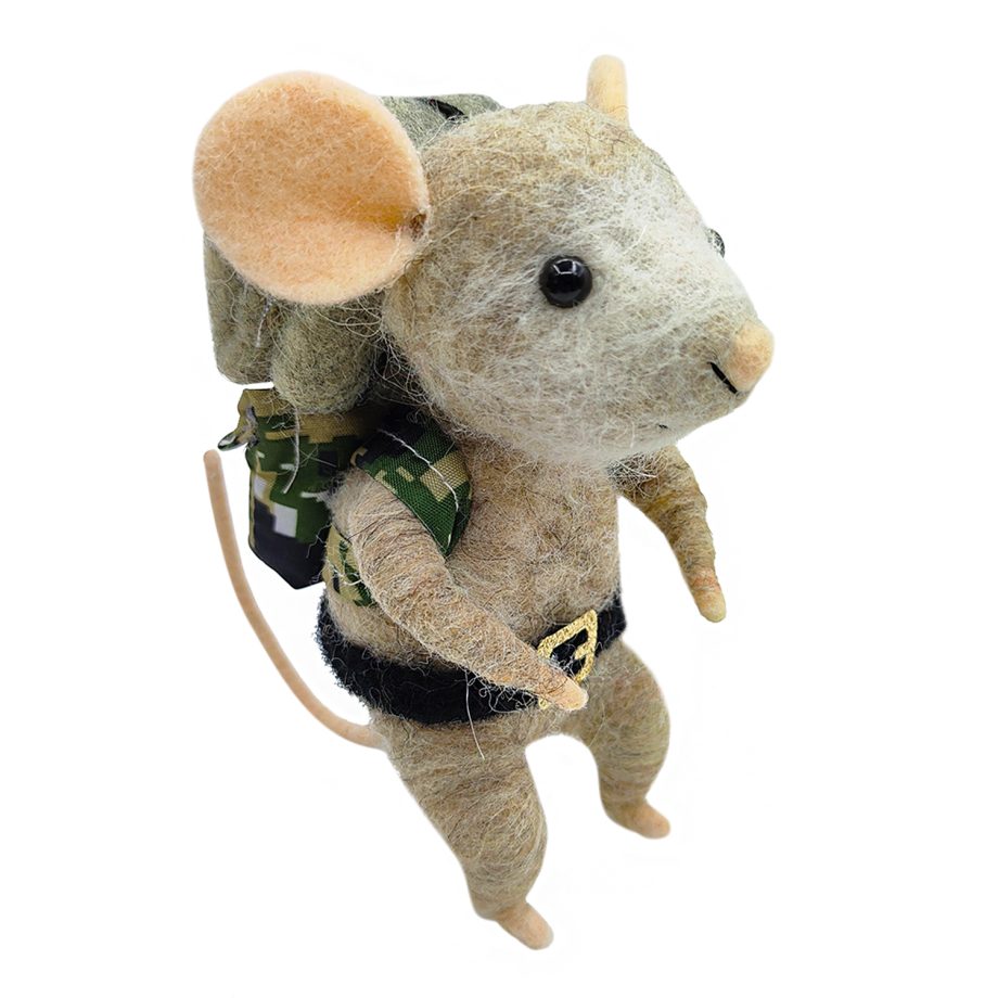 ORN WOOL MOUSE W/ BAGPACK & BLANKET 5" GREEN/GREY