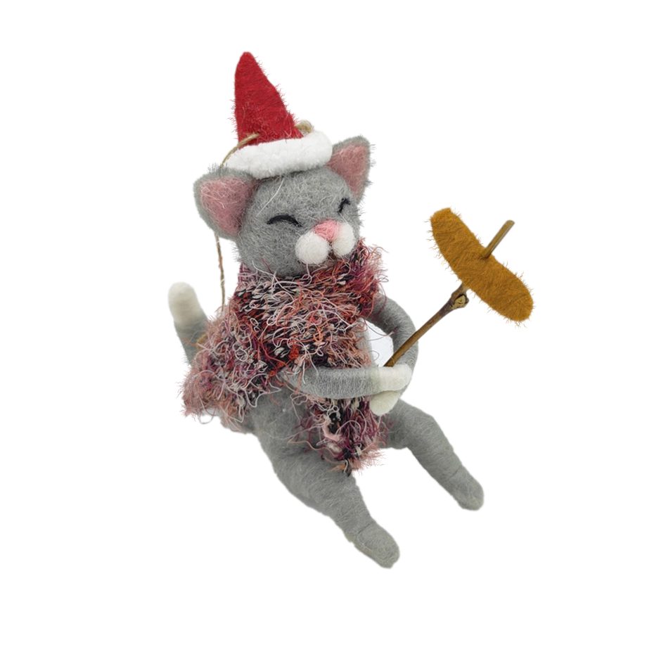 ORN WOOL TRIVAL CAT GREY 5" WEARING A SANTA HAT & COOKING A HOTDOG