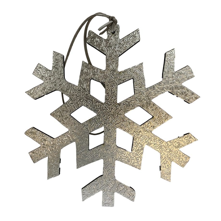 SNOWFLAKE HANGING SILVER 8" W/ TEXTURED METALLIC FINISHED