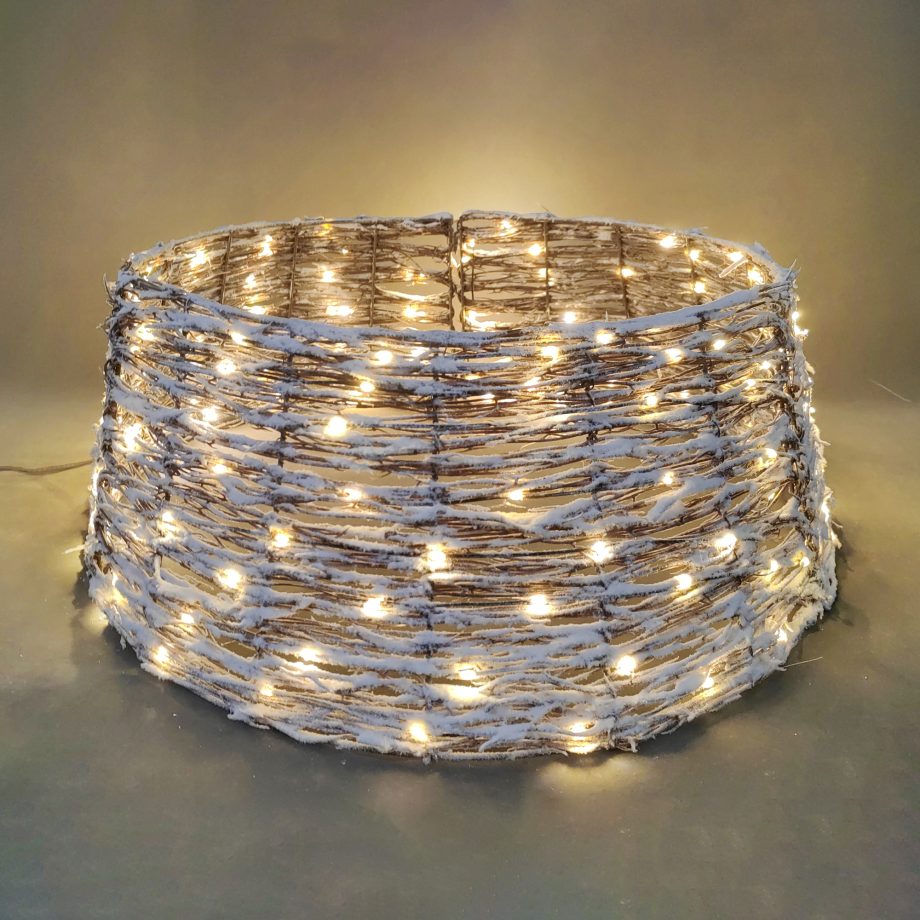 TREE COLLAR RATTAN SNOW FLOCKED 10"X27" 150 LED WARM WHITE TWINKLING INDOOR STRING LIGHTS